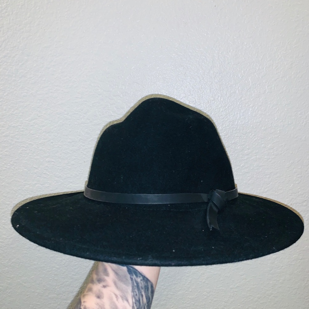 Cutest black target hat